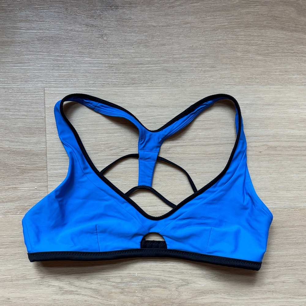 Lululemon Athletica Blue and Black Swim Top